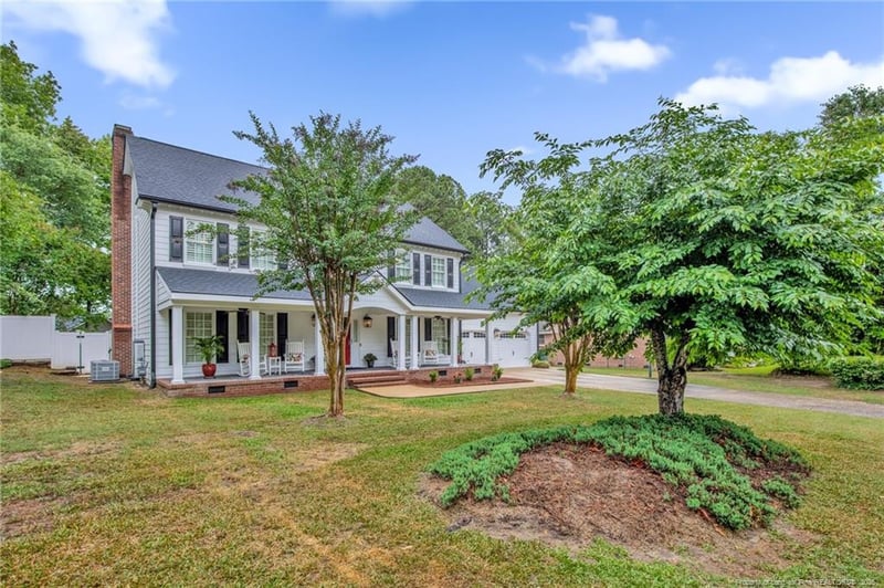 208 Shawcroft Rd, Fayetteville, NC 28311