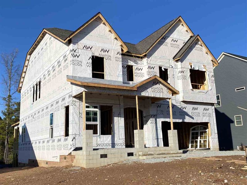 208 Silent Bend Dr, Holly Springs, NC 27540