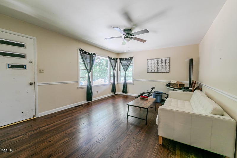 208 Smithfield Rd, Knightdale, NC 27545
