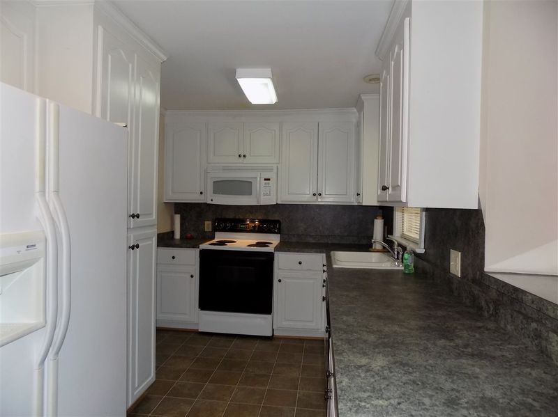 208 South Dr, Goldsboro, NC 27534
