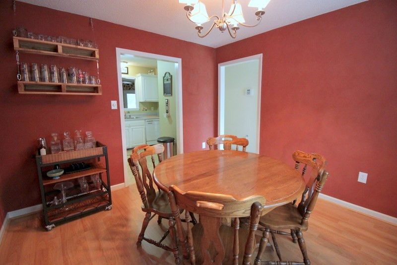 208 Stargate Rd, Holly Springs, NC 27540