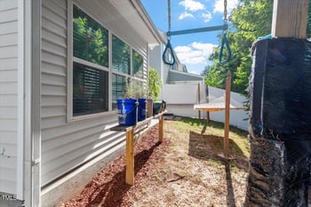 208 Station Dr, Morrisville, NC 27560