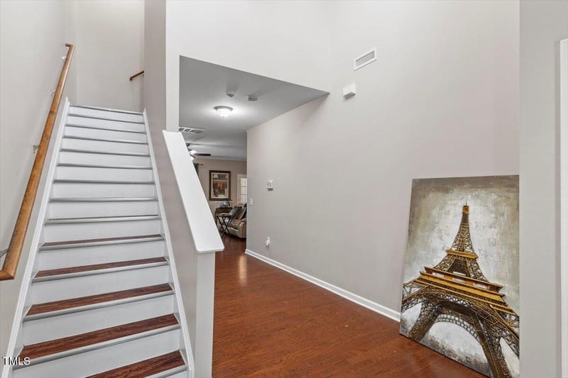208 Station Dr, Morrisville, NC 27560