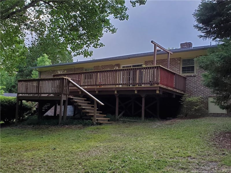 208 Summerhill Ct, Fayetteville, NC 28303