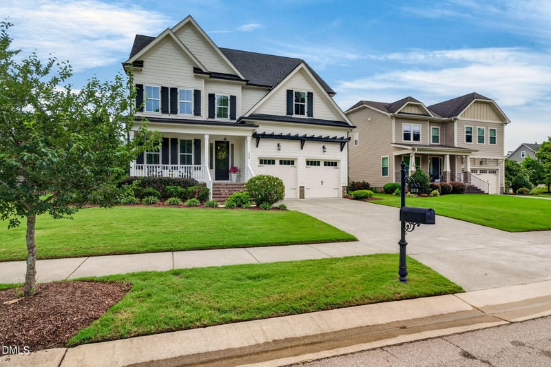 208 Traditions Garden Ln, Wake Forest, NC 27587