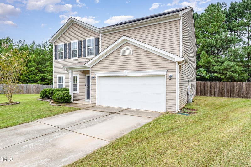 208 Tucker House Ln, Sanford, NC 27330
