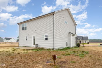 208 Tuscany Cir, Princeton, NC 27569