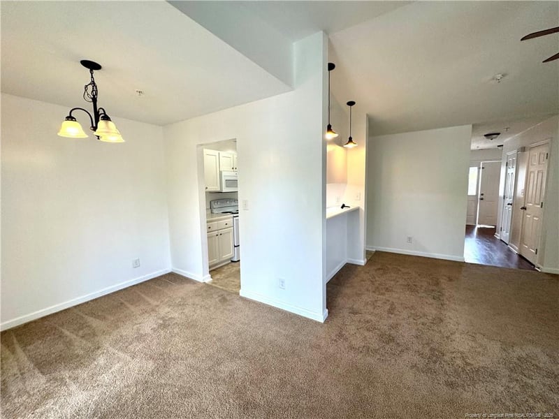 208 Waterdown Dr #10, Fayetteville, NC 28314