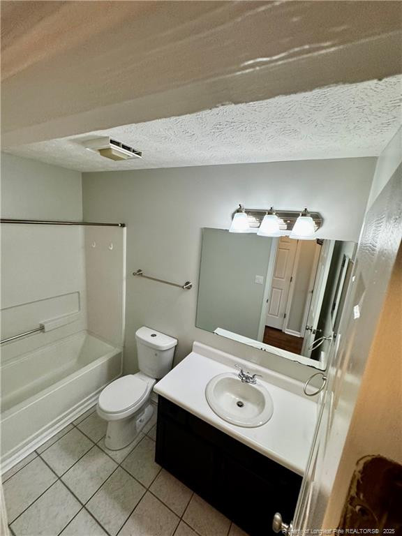 208 Waterdown Dr #12, Fayetteville, NC 28314