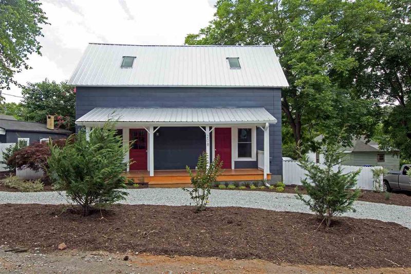 208 Webb St, Hillsborough, NC 27278