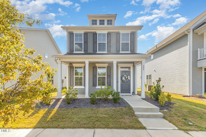 208 White Oak Gdn Way, Garner, NC 27529
