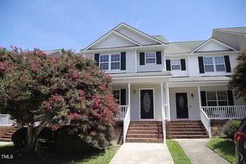 208 Wimbledon Ct, Clayton, NC 27520