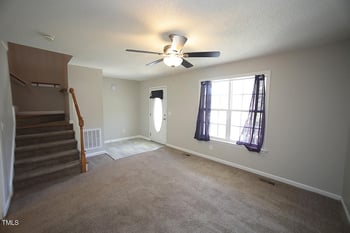 208 Wimbledon Ct, Clayton, NC 27520