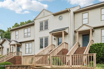 208 Windbyrne Dr, Cary, NC 27513