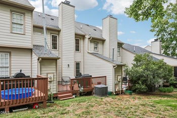 208 Windbyrne Dr, Cary, NC 27513