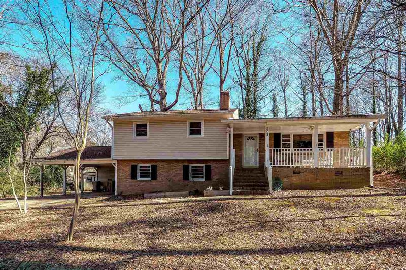 208 Winterlochen Rd, Raleigh, NC 27603