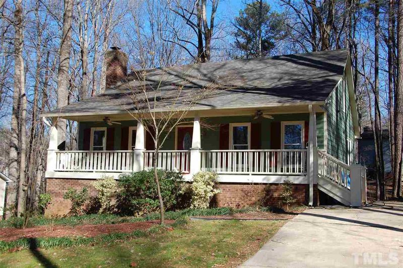 208 Wolverine Rd, Cary, NC 27513