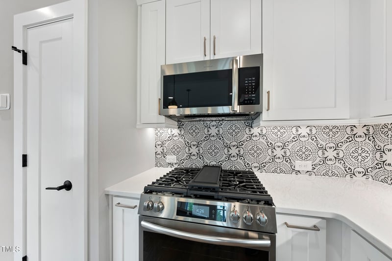 208.5 Grand Ave, Raleigh, NC 27606