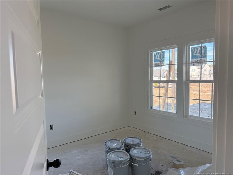 2080 Canady Pond Rd, Hope Mills, NC 28348