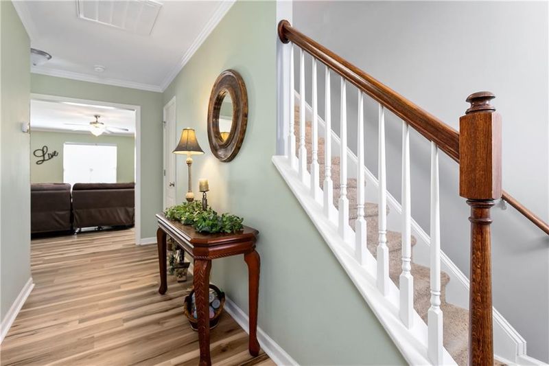 2080 Dresden Dr, Burlington, NC 27217