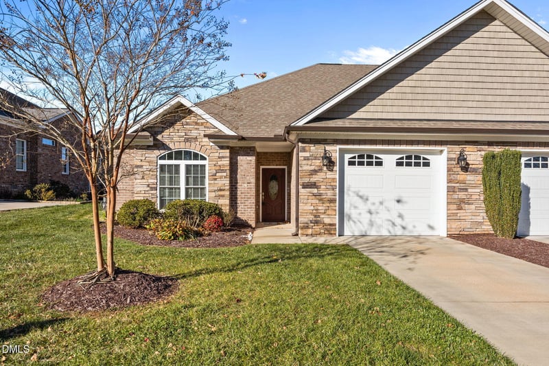 2084 Lake Point Dr, Graham, NC 27253