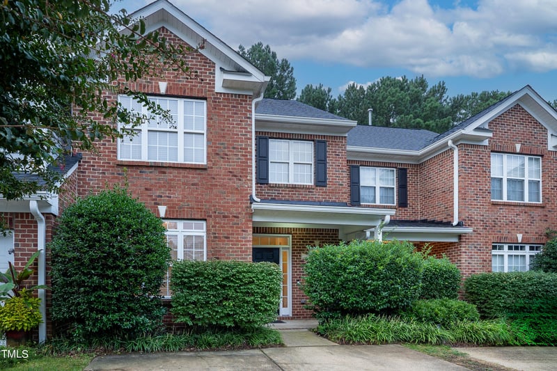 2085 White Pond Court Ct, Apex, NC 27523