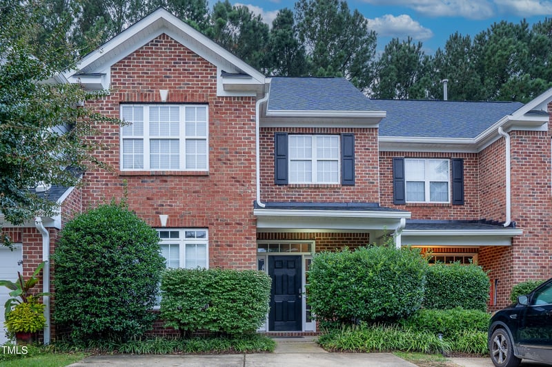 2085 White Pond Court Ct, Apex, NC 27523