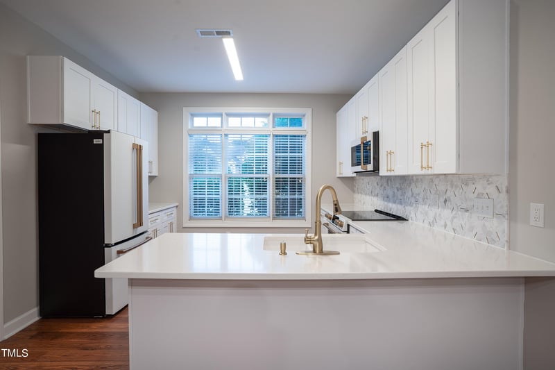 2085 White Pond Court Ct, Apex, NC 27523
