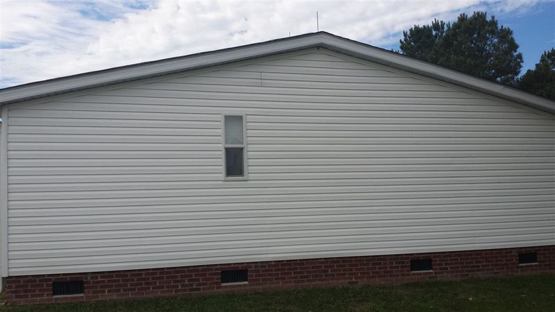 2086 Lisa Dr, Creedmoor, NC 27522