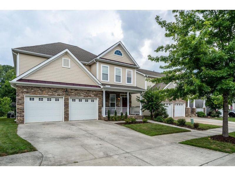 2087 Glenkirk Dr, Burlington, NC 27215