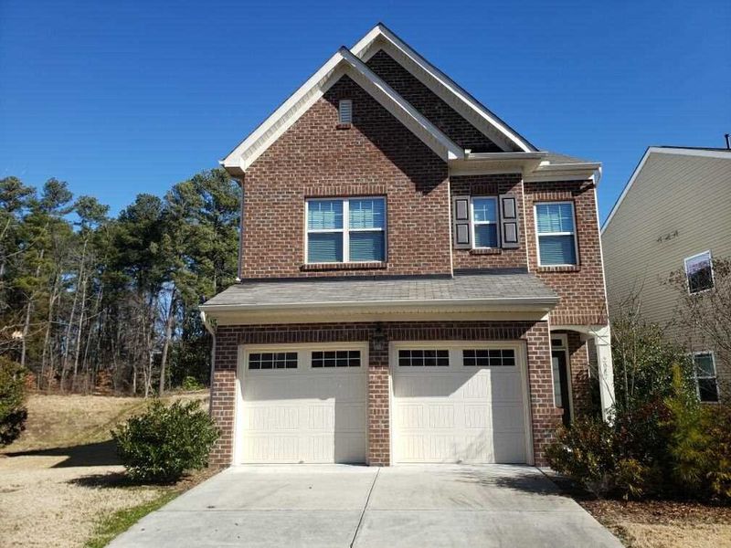 2087 Tanners Mill Dr, Durham, NC 27703