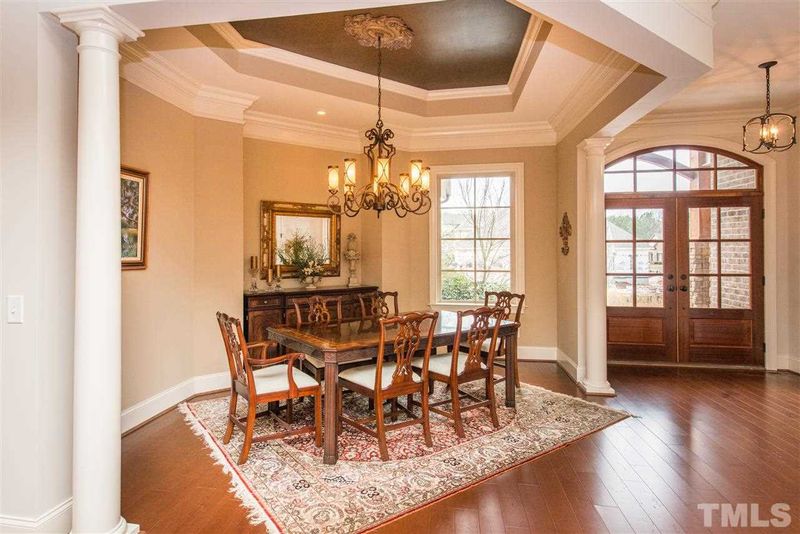 2087 Van Gogh Ln, Apex, NC 27539