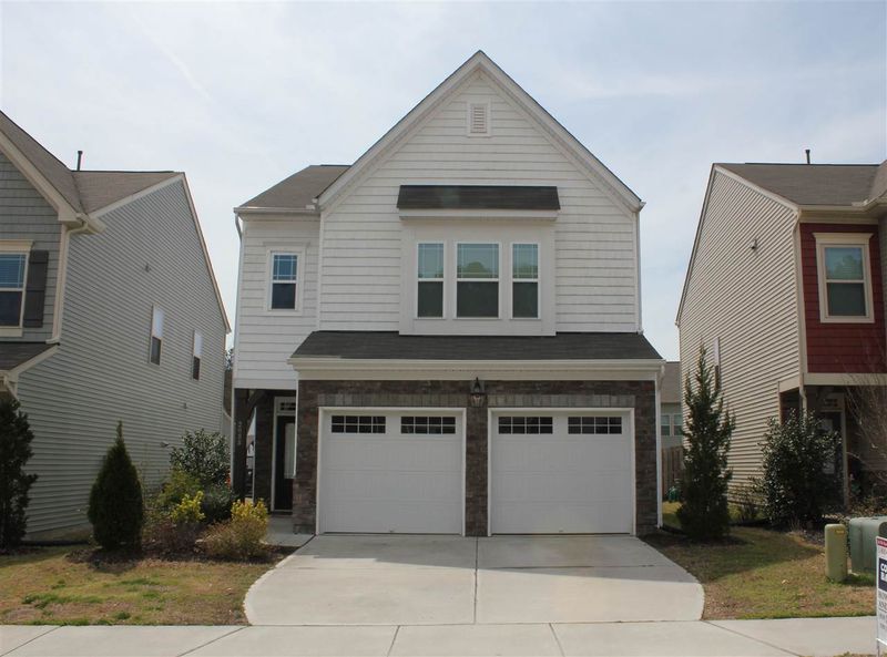 2088 Tanners Mill Dr, Durham, NC 27703