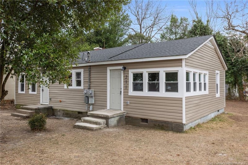 209-211 Gertrude St, Fayetteville, NC 28303