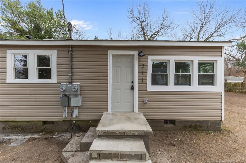 209-211 Gertrude St, Fayetteville, NC 28303
