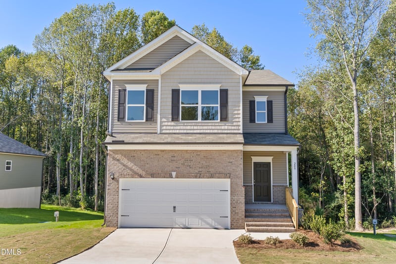 209 American Marigold Dr, Benson, NC 27504
