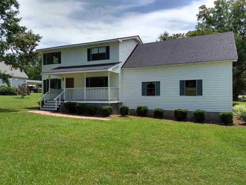 209 Atkinson St, Clayton, NC 27520