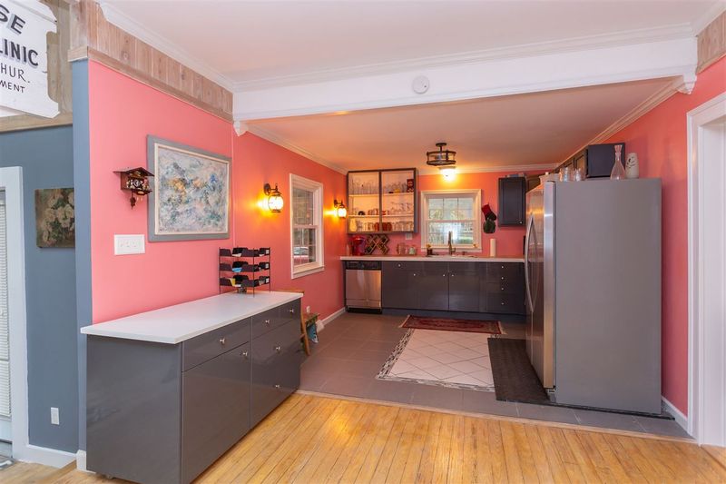 209 Bennington Dr, Chapel Hill, NC 27516