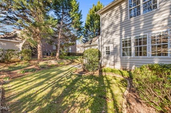 209 Beringer Pl, Chapel Hill, NC 27516