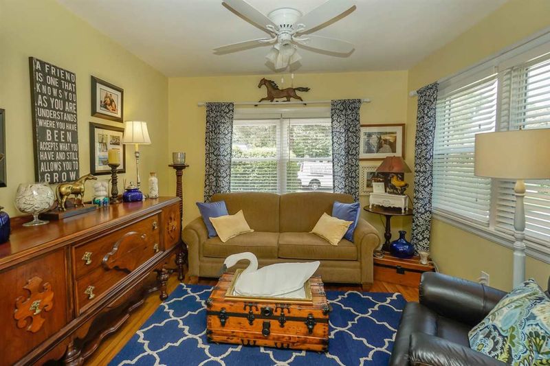 209 Bertie Dr, Raleigh, NC 27610