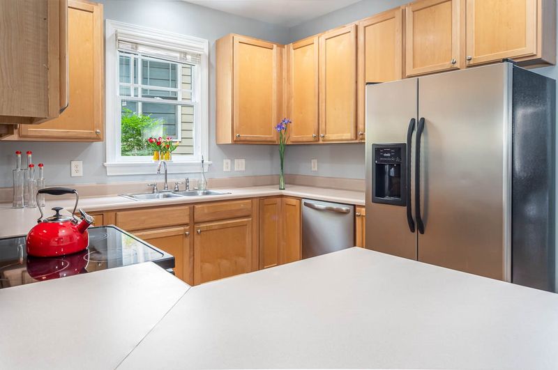 209 Bluefield Rd, Chapel Hill, NC 27517