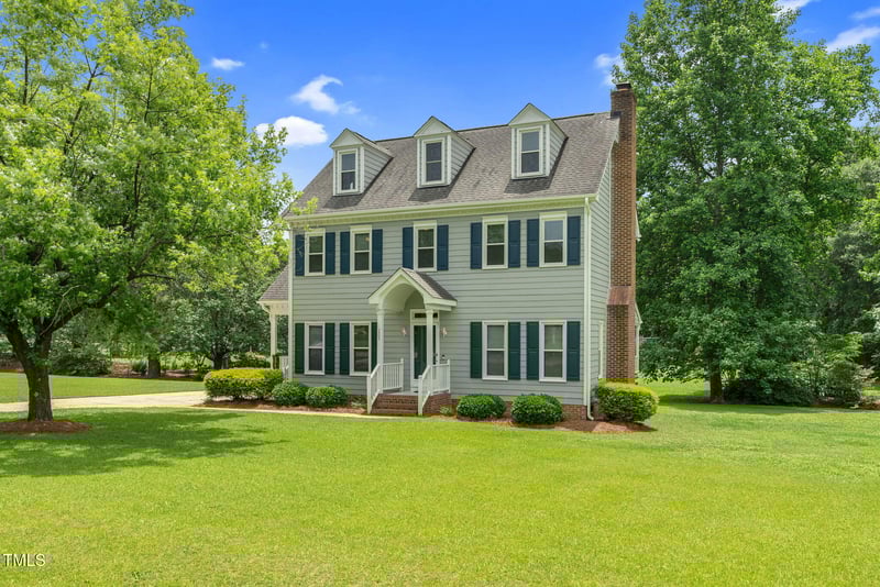 209 Bradley Dr, Benson, NC 27504