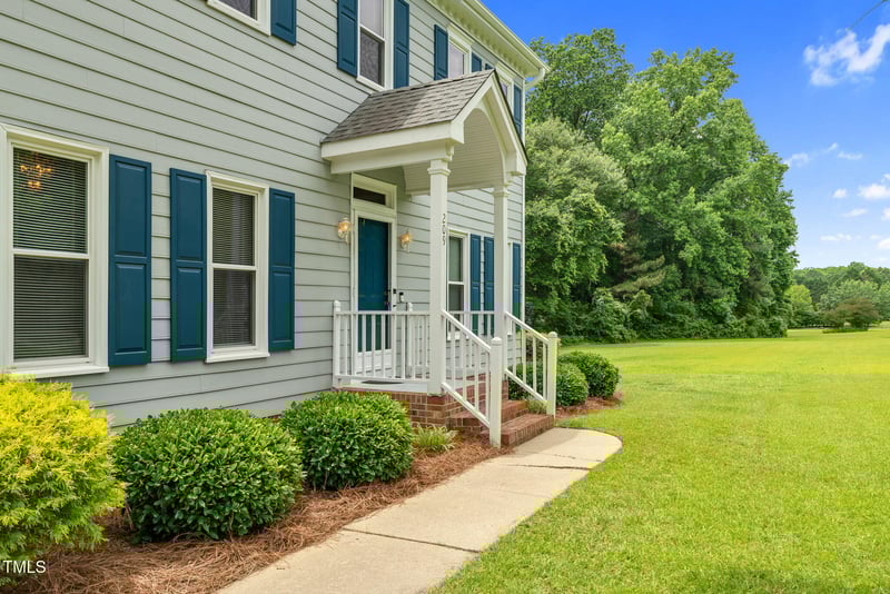 209 Bradley Dr, Benson, NC 27504