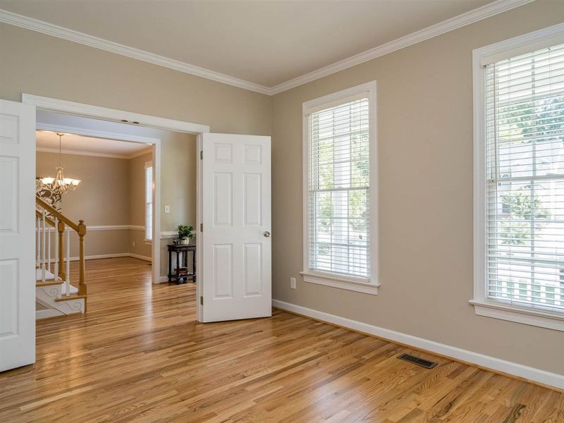 209 Briardale Ave, Cary, NC 27519
