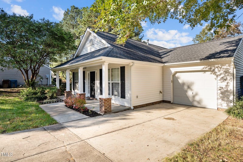 209 Briarhaven Dr, Durham, NC 27703