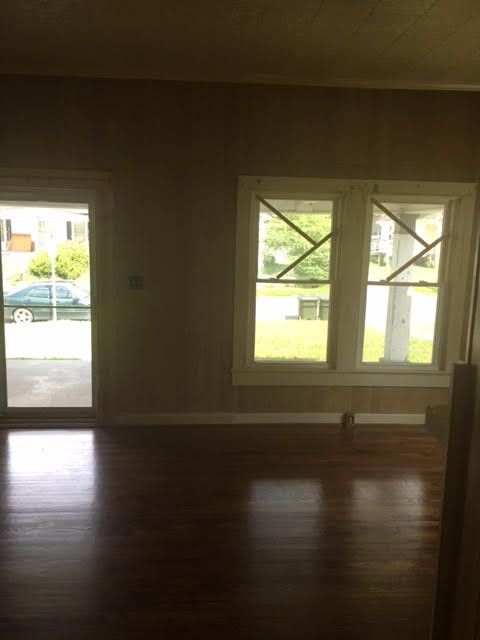 209 N Briggs Ave, Durham, NC 27703