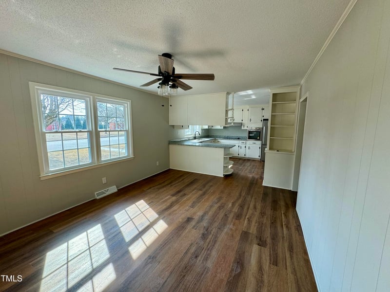 209 Carolyn Dr, Benson, NC 27504