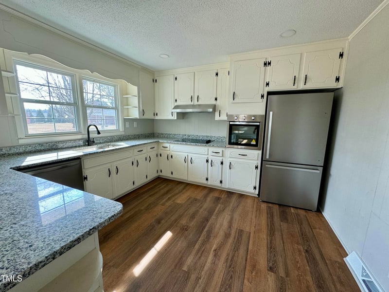 209 Carolyn Dr, Benson, NC 27504