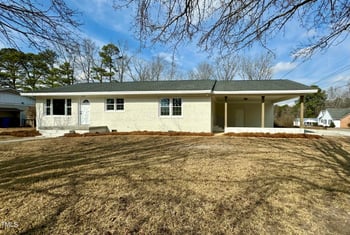 209 Carolyn Dr, Benson, NC 27504