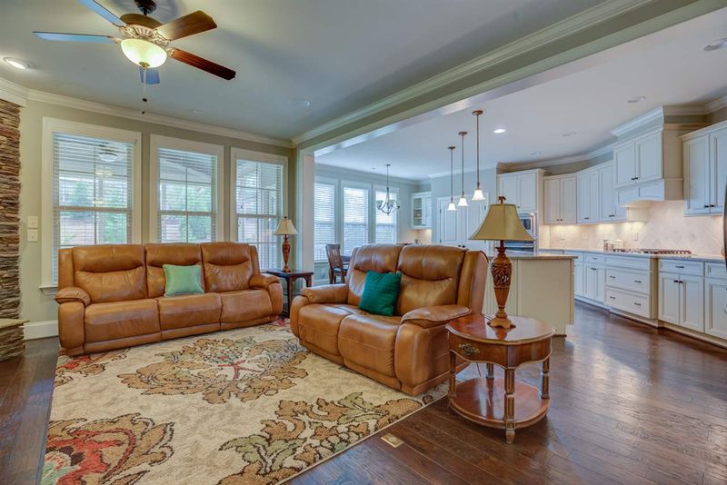 209 Carving Tree Ct, Holly Springs, NC 27540